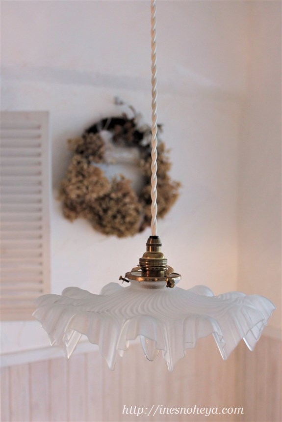 フランスアンティーク・フリルガラスシェード （フロストフラワリー