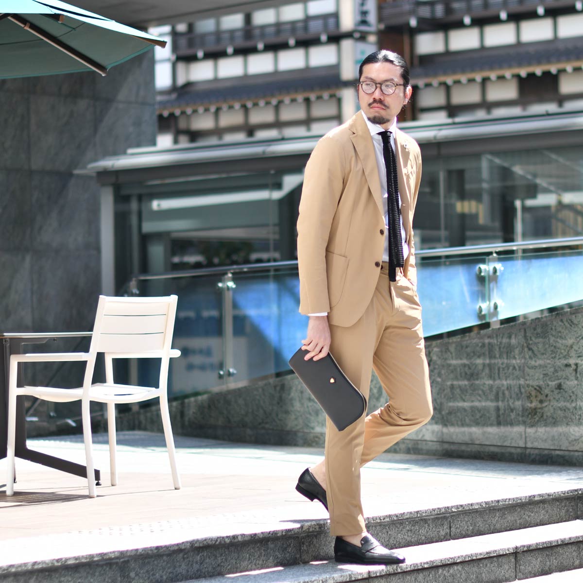 クラシックにしてコンフォートなスーツスタイル！LARDINI