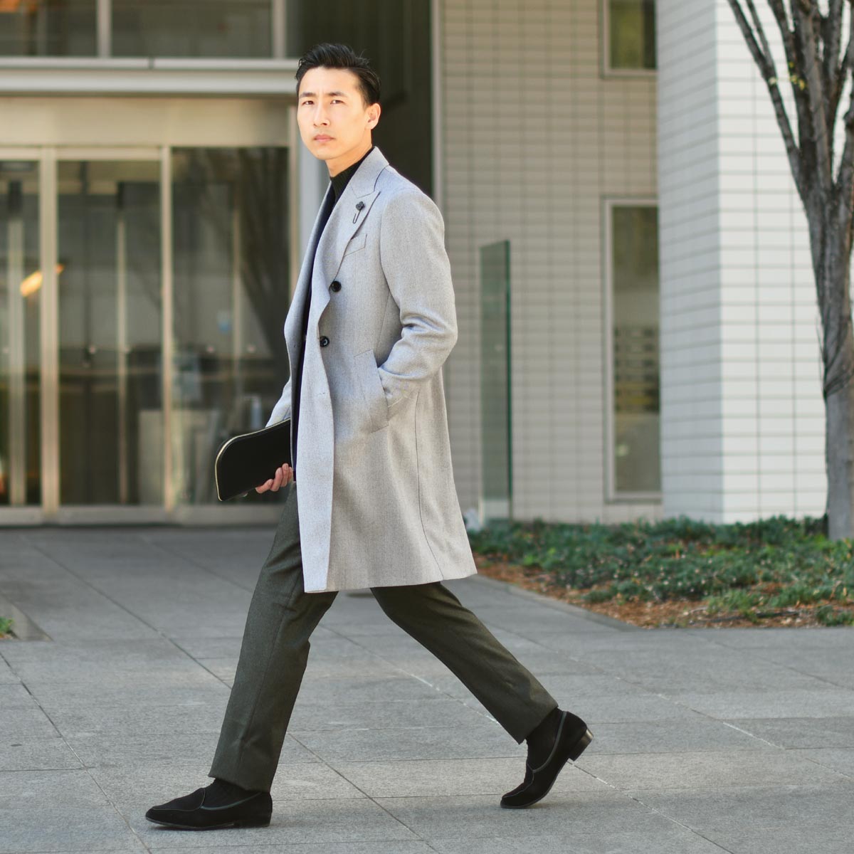 こだわりはコートの下に忍ばせて！LARDINI【ラルディーニ