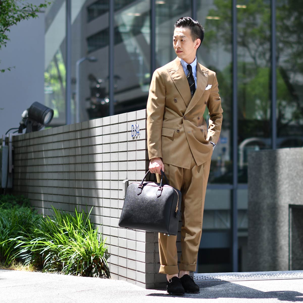 初夏にピッタリソラーロスーツ！De Petrillo【デ ペトリロ