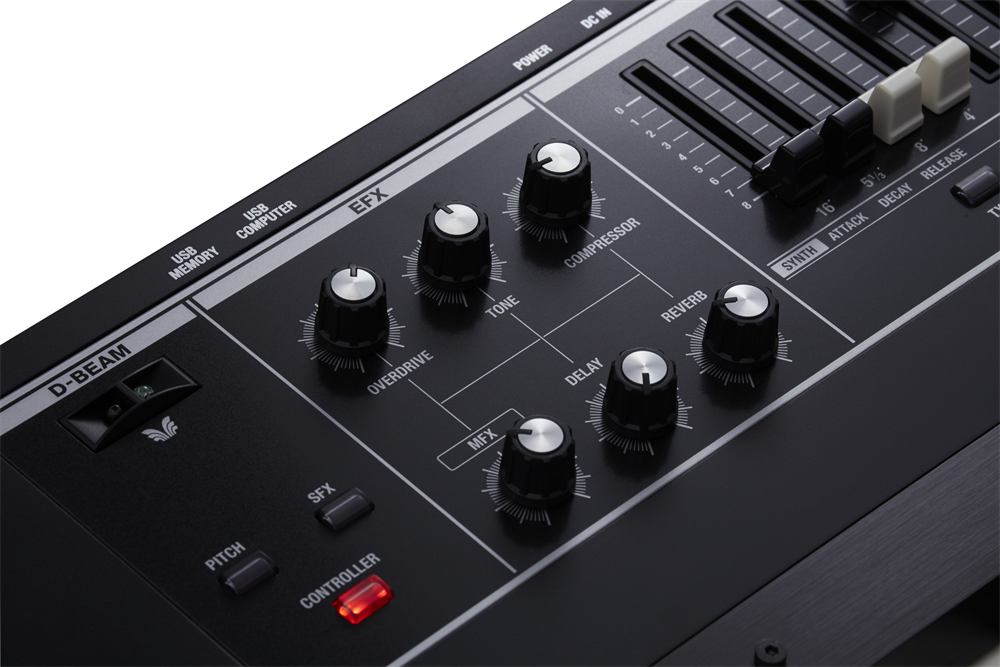 Roland VR-730 ウォーターフォール 73 鍵搭載のコンボキーボード登場
