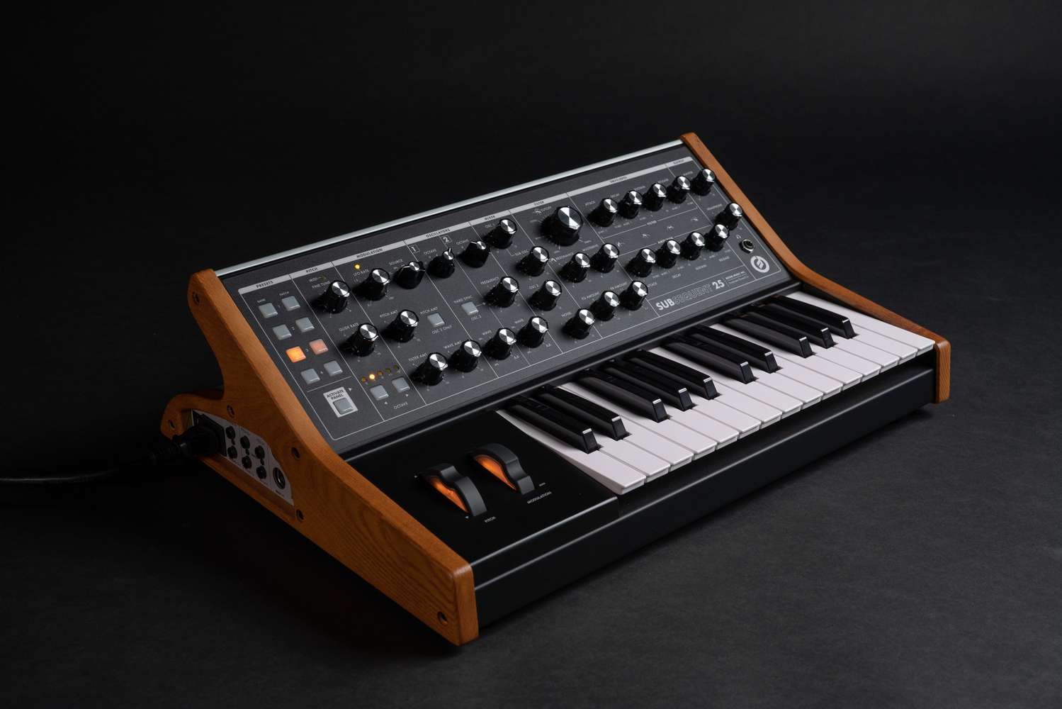 MOOG Subsequent 25 | 25鍵盤の最もコンパクトな2ボイスパラフォニック