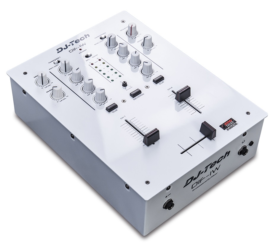 コンパクトなAVBオーディオ・インターフェース MOTU UltraLite AVB