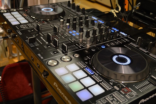 Pioneer DDJ-RXが梅田ロフト店にやってきた！ので早速試奏レポートをし