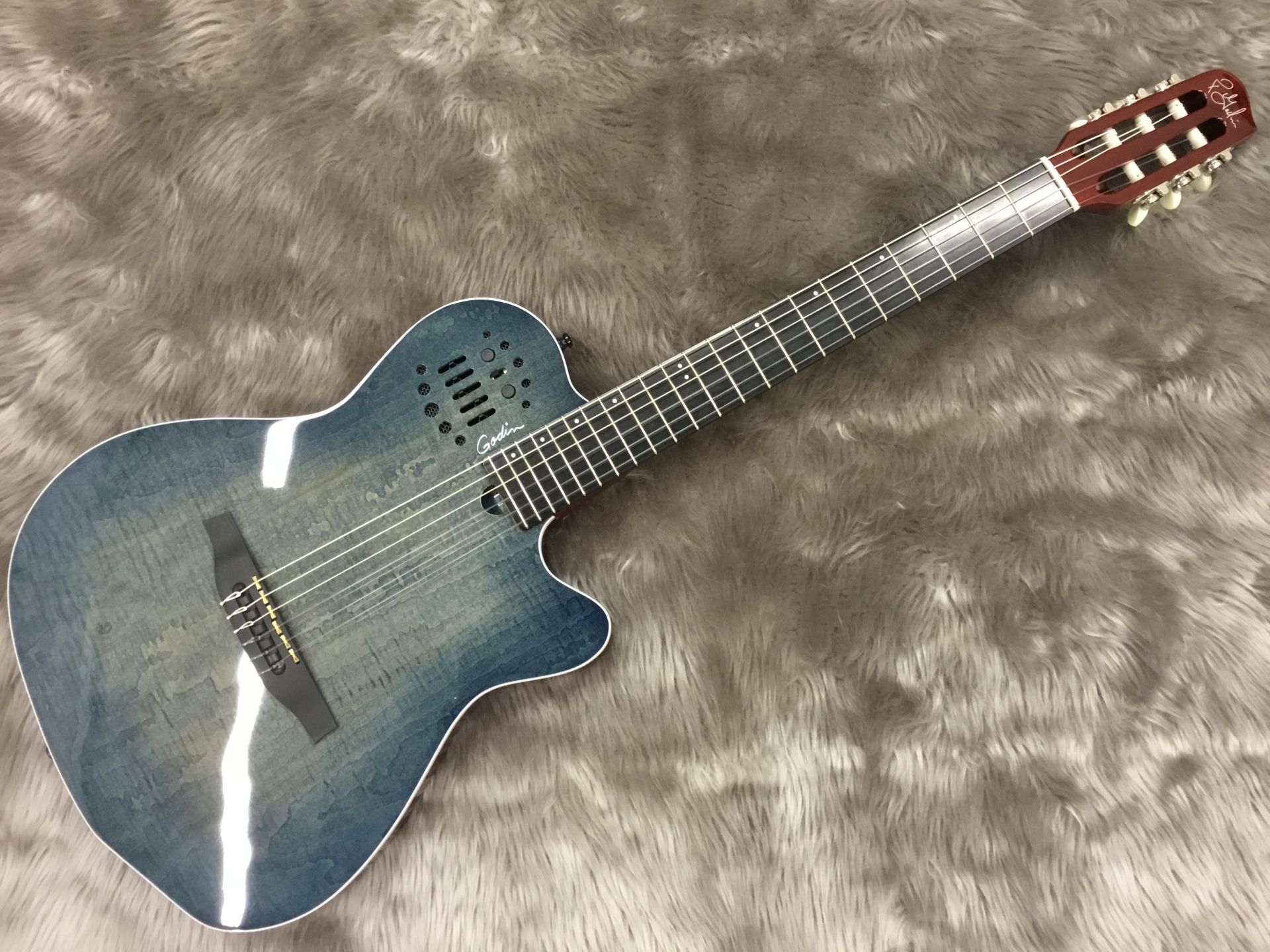 入荷情報】Godin25周年限定モデル！｜島村楽器 イオンモール日の出店