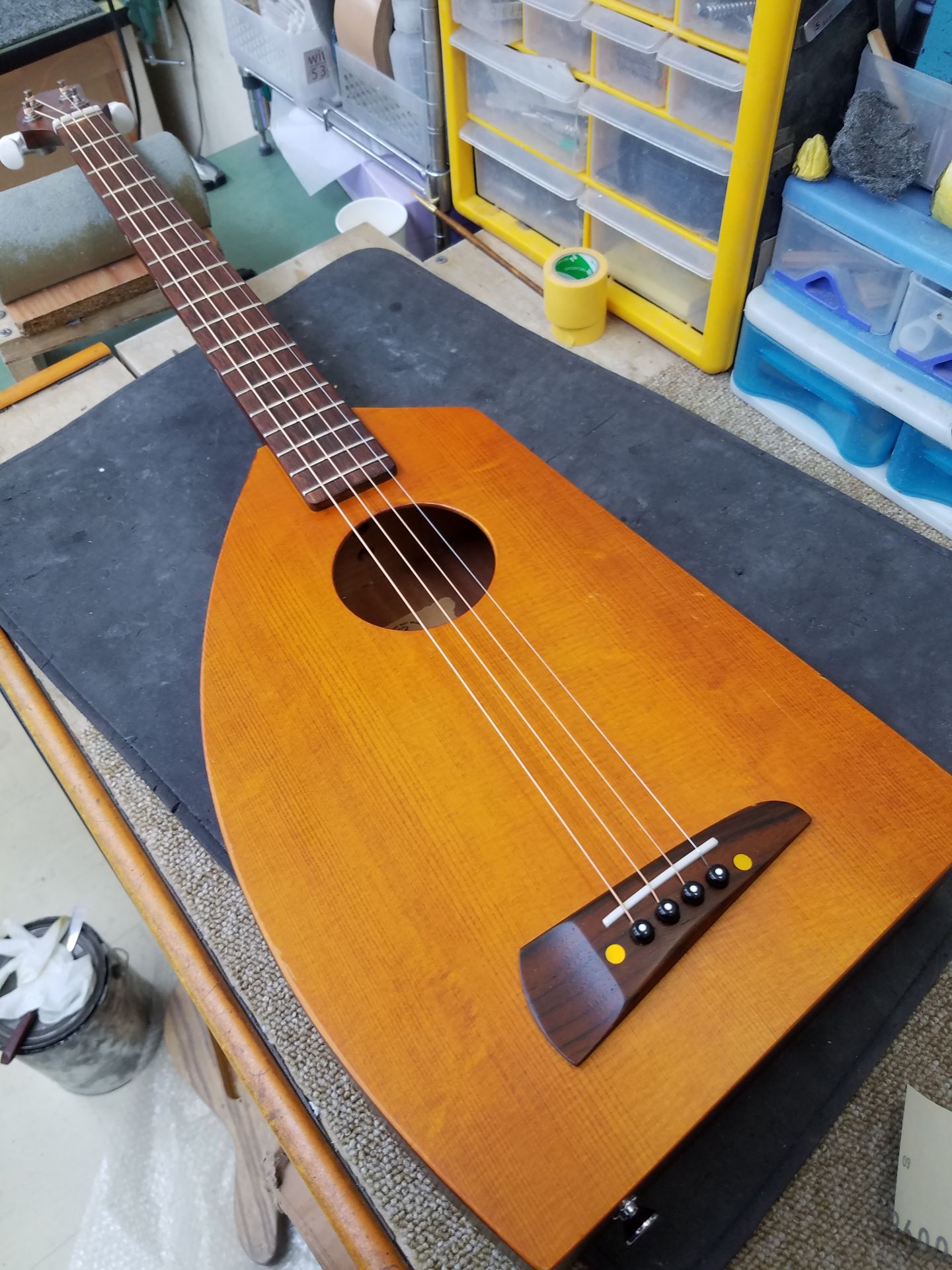 トップ割れ＋ブレーシング破損 - ギターリペアブログ｜島村楽器のリペア