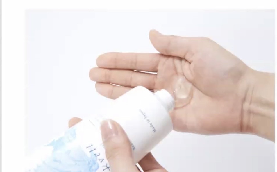 クベルジェル Kvell body gel 200ml ¥8,800(税込)｜有限会社アイエヌジー