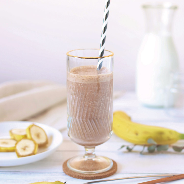 バナナスムージーのレシピ | INIC coffee（イニックコーヒー）の公式