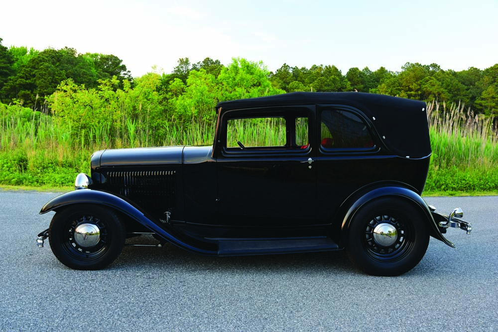 1932 Ford B-400: Adding Plenty of Classic Elegance to a Rare Body