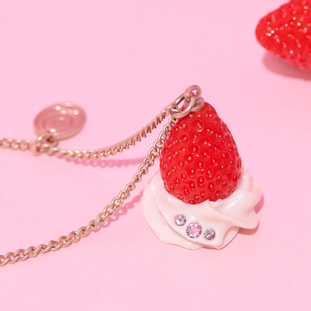 Fresh Strawberry Necklace (Pink)【Japan Jewelry】 – Japan Jewelry