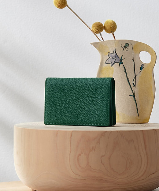 ソフトシュリンクレザー 名刺入れ（2002107393） | TAKEO