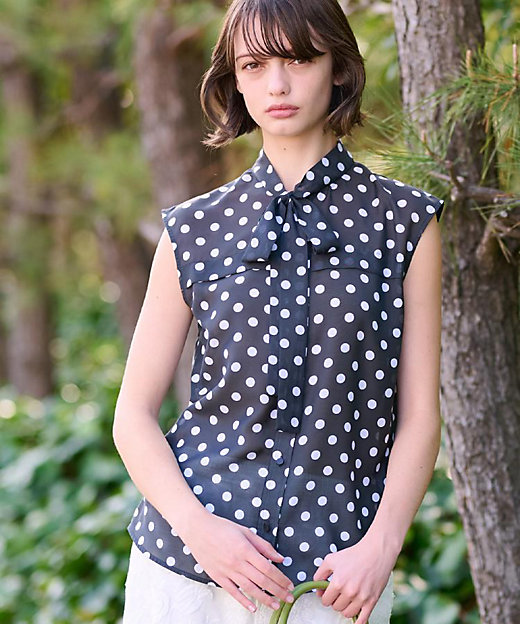 透け感／ドット柄】シアードットプリントボウタイブラウス