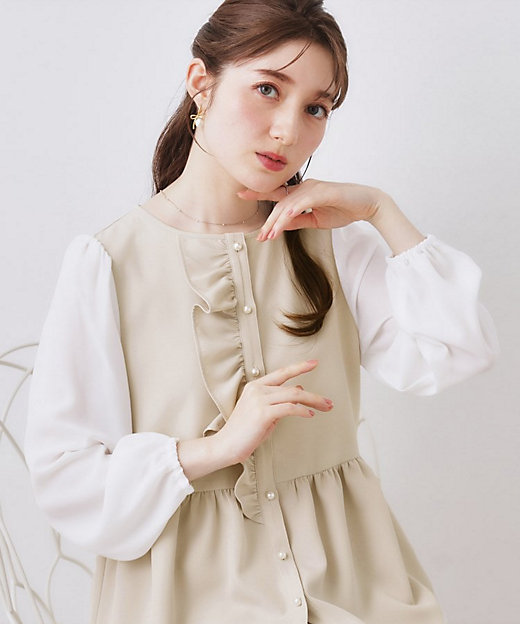 ハレの日・通勤】フリルドッキング ペプラムブラウス