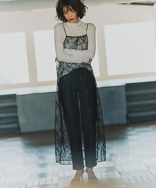 見上愛さん着用】刺繍レース キャミソールワンピース