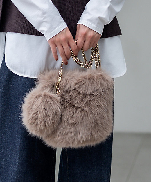 見上愛さん着用】フェイクファー チャーム バッグ