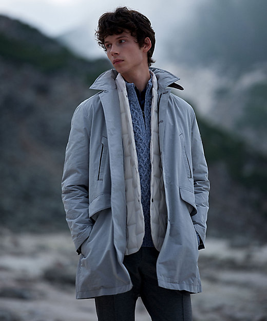 キングサイズ・3WAY／撥水／INフード／ダウンライナー付