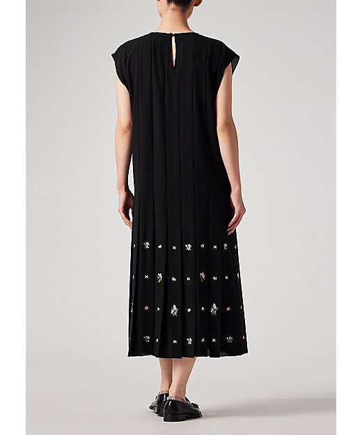 ウィメンズ フラワーエンブロイダリー ワンピース