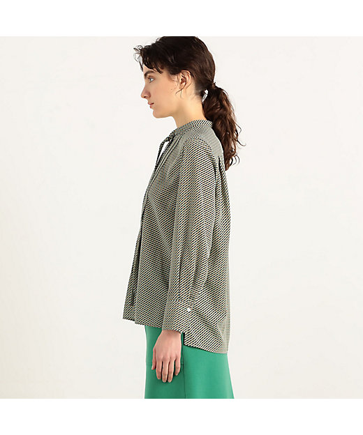 キカダイアゴナルプリント ボウタイブラウス | maison TOMORROWLAND