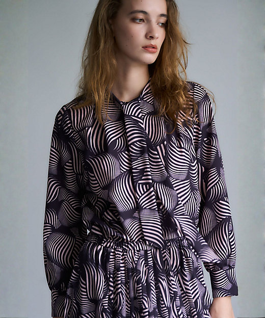 幾何学柄ボウタイブラウス | BOURGE (Women)/ブールジュ | 三越伊勢丹