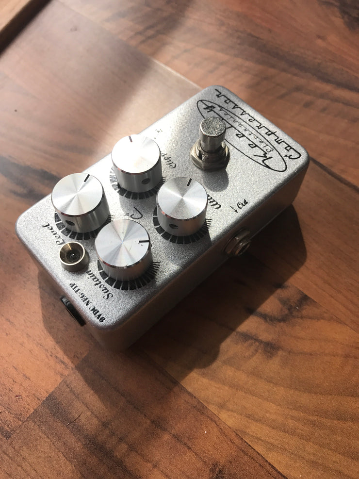 Keeley 4 Knob Compressor Silver – Ish Guitars
