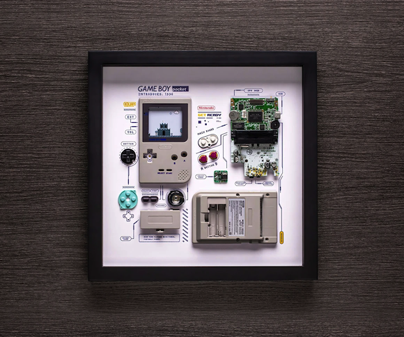 Apple Watchやゲームボーイポケットの分解展示パネルが追加販売〜Grid