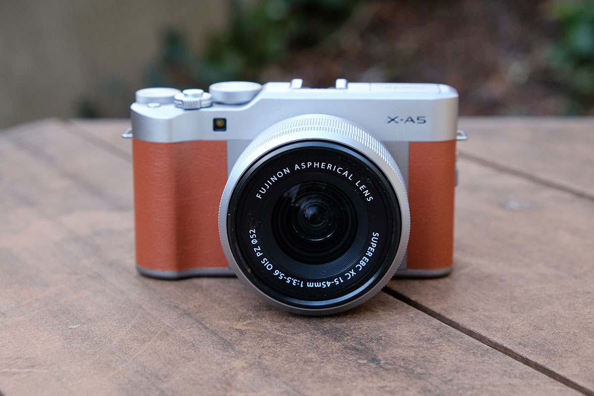 Xシリーズレビュー】初心者女子におすすめ。簡単操作で綺麗に撮れる