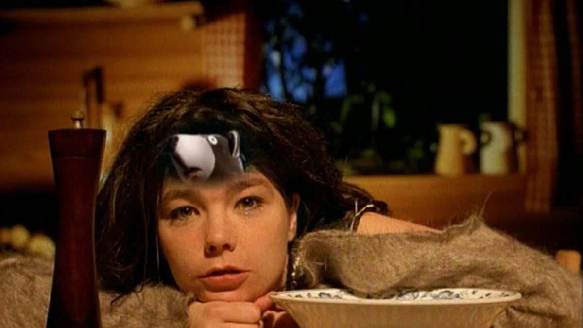 Human Behaviour - ビョークのミュージックビデオ - Apple Music