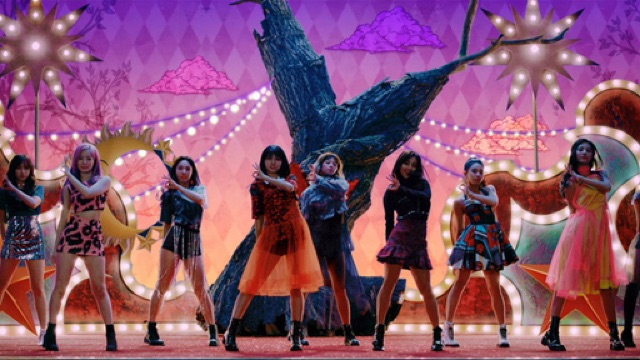 YES or YES - TWICEのミュージックビデオ - Apple Music