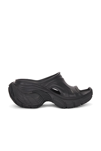 Balenciaga 6XL Slide in Black | FWRD