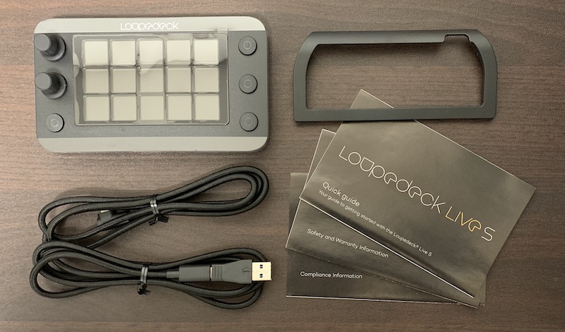 Loupedeck Live S」の開封レビューと付属品を紹介｜パソコン作業を効率