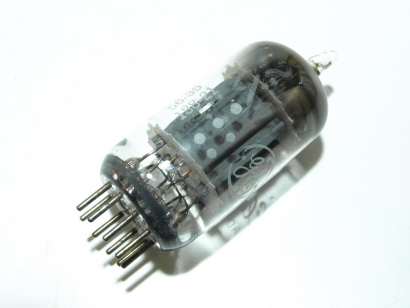 カメラのいわもと：真空管 12AX7、ECC83、同等管、類似管商品在庫一覧