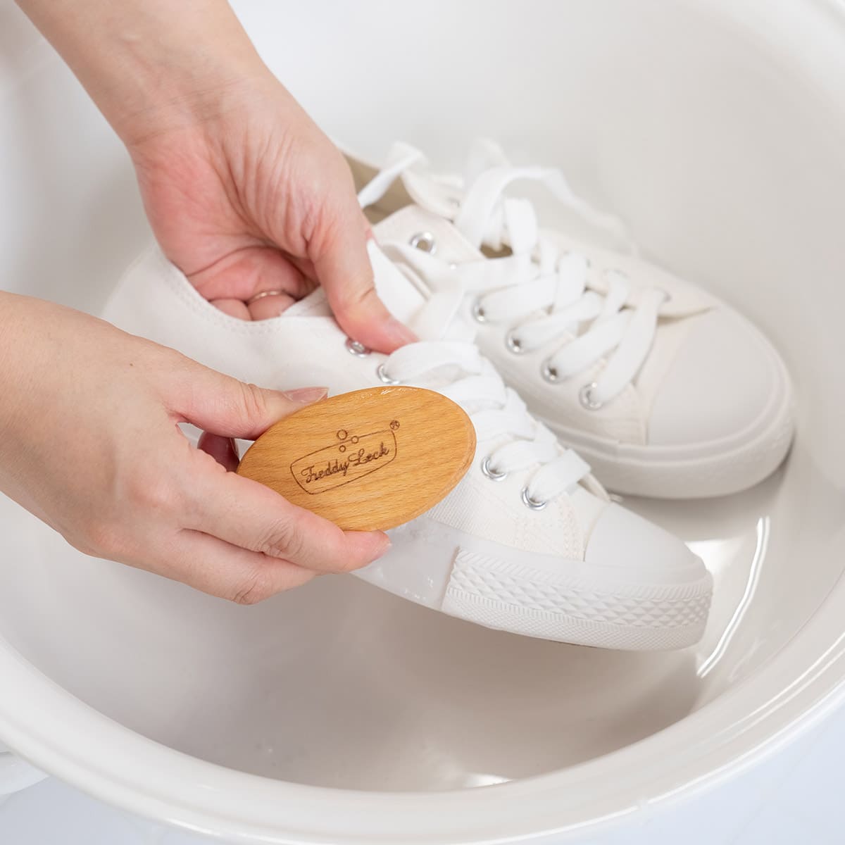 Freddy Leck】ランドリーブラシ | itomani（いとまに）｜日常の「暇