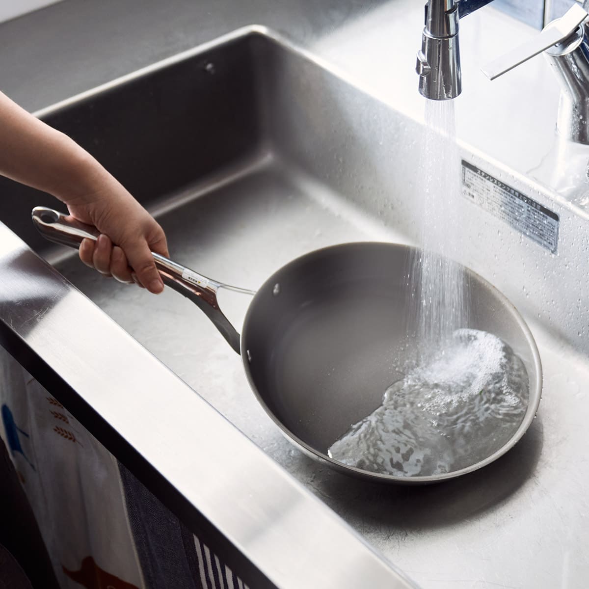 CORELLE】DuraNano フライパン28cm | itomani（いとまに）｜日常の「暇