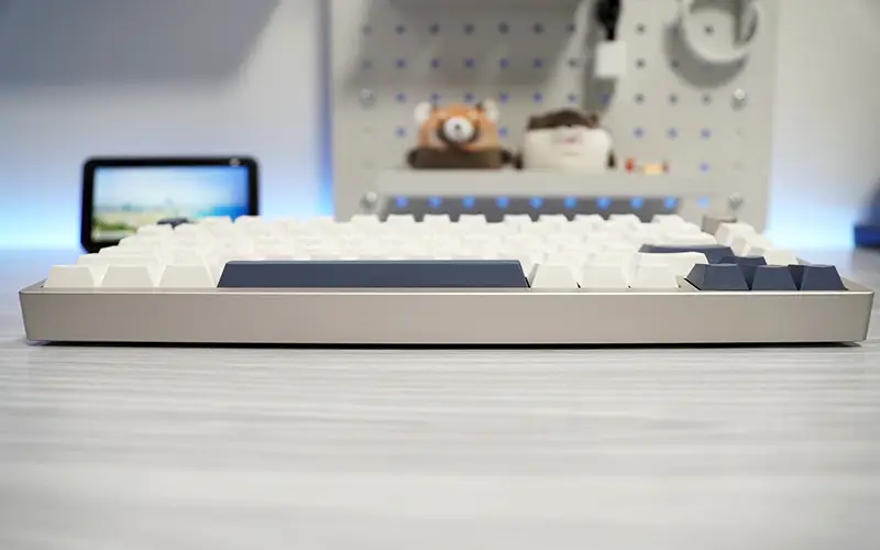 EPOMAKER P75レビュー【アルミ削り出しケースを採用した極上な打鍵感の