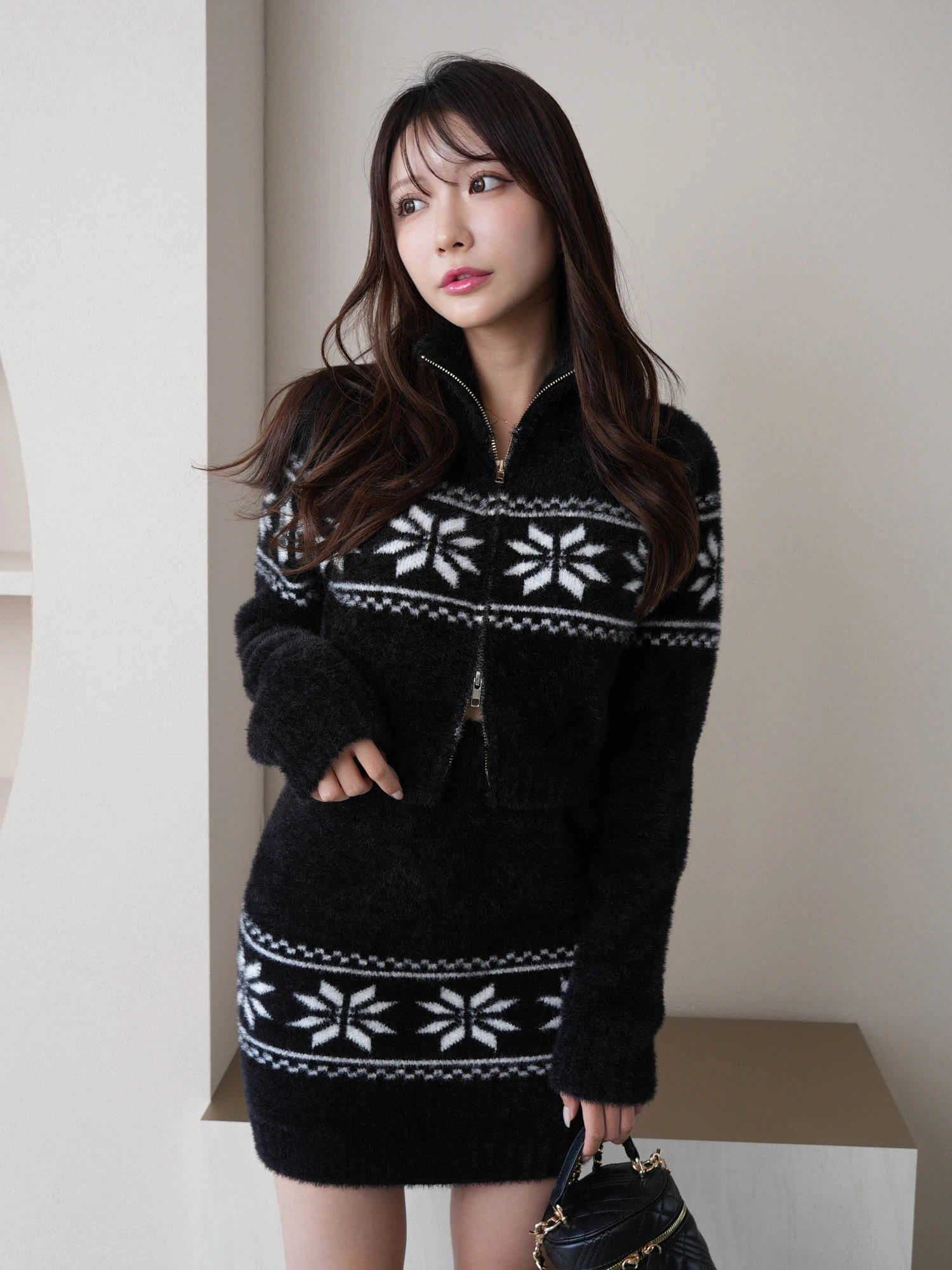 LIP SERVICE（リップサービス）｜ ノルディックフェザーニット