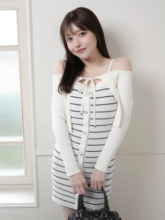 LIP SERVICE（リップサービス）｜ フェザーオフショルプリーツニット