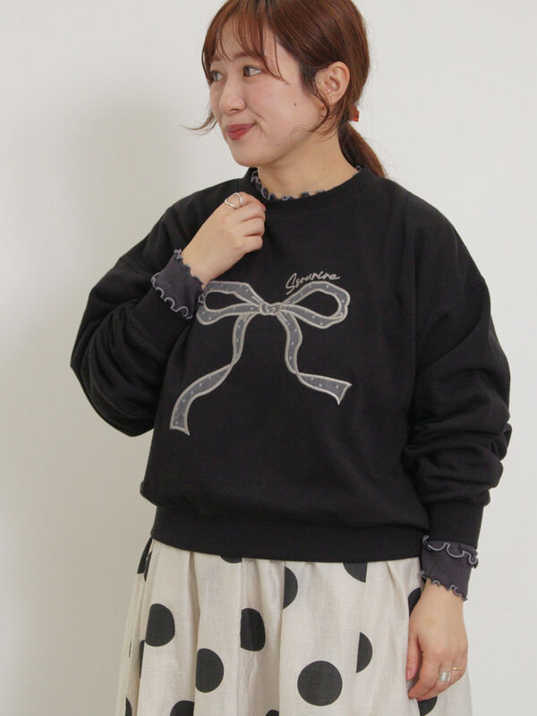 セール】 リボン&ロゴチュールアップリケ刺繍スウェット（オフ