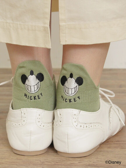 セール】 【Disney】ミッキー&フレンズ/バック刺繍ソックス