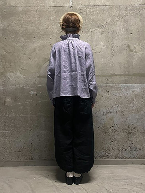 立川店/EC限定】リネンエフォートレスブラウス（オフホワイト/ブラック