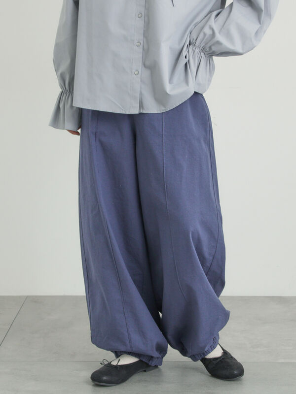 セール】 【M/Lサイズ】センターピンタック裾ギャザーパンツ