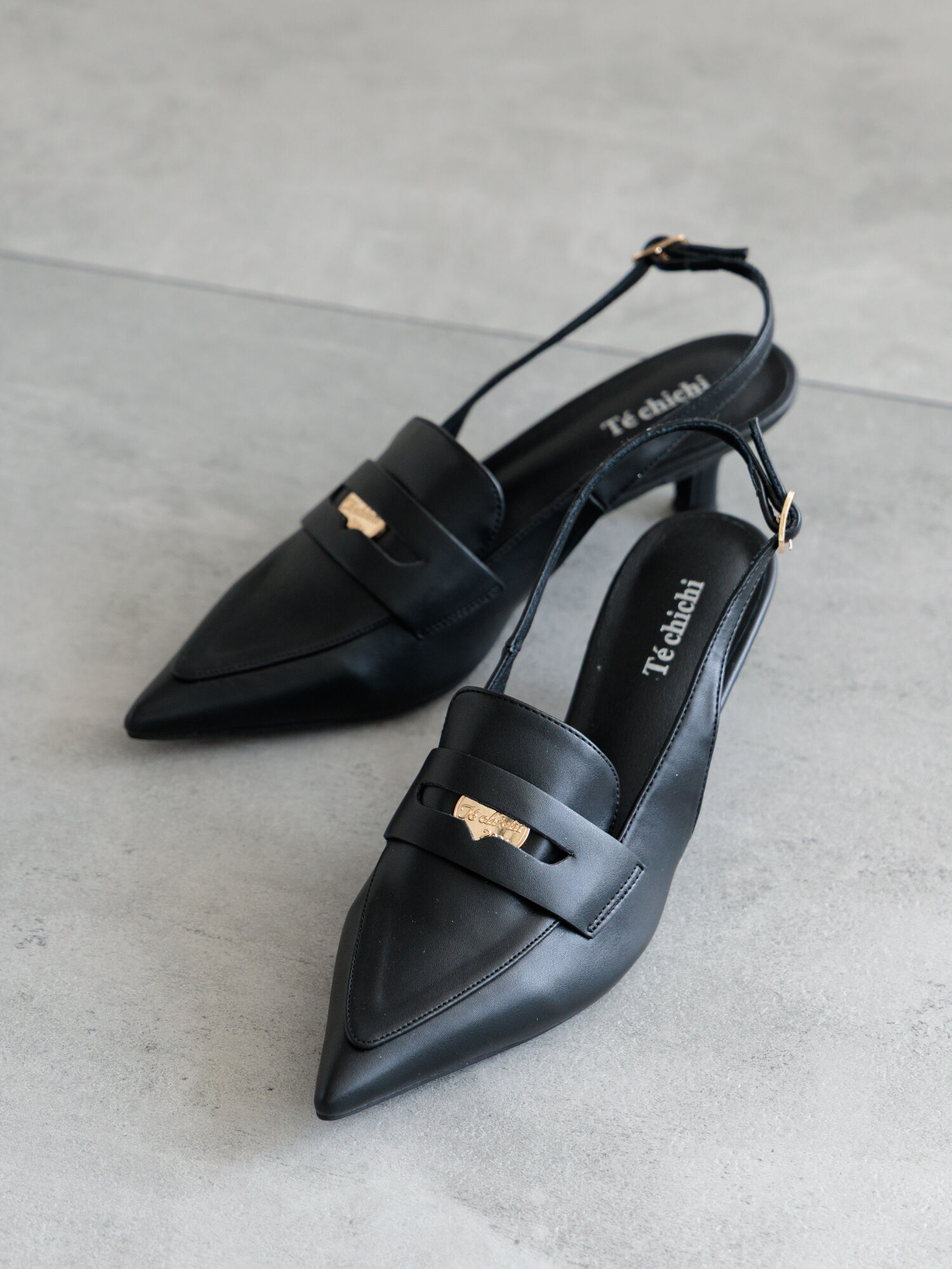 セール】 ポインテッドコインミュール《2025spring catalog item