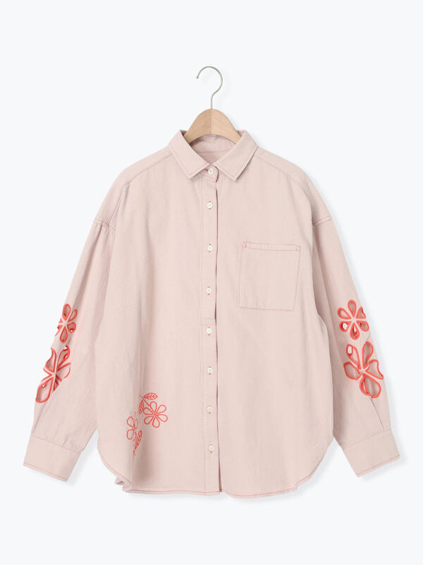 セール】 くり抜き刺繍オーバーシャツ（オフホワイト/ピンク/ブルー