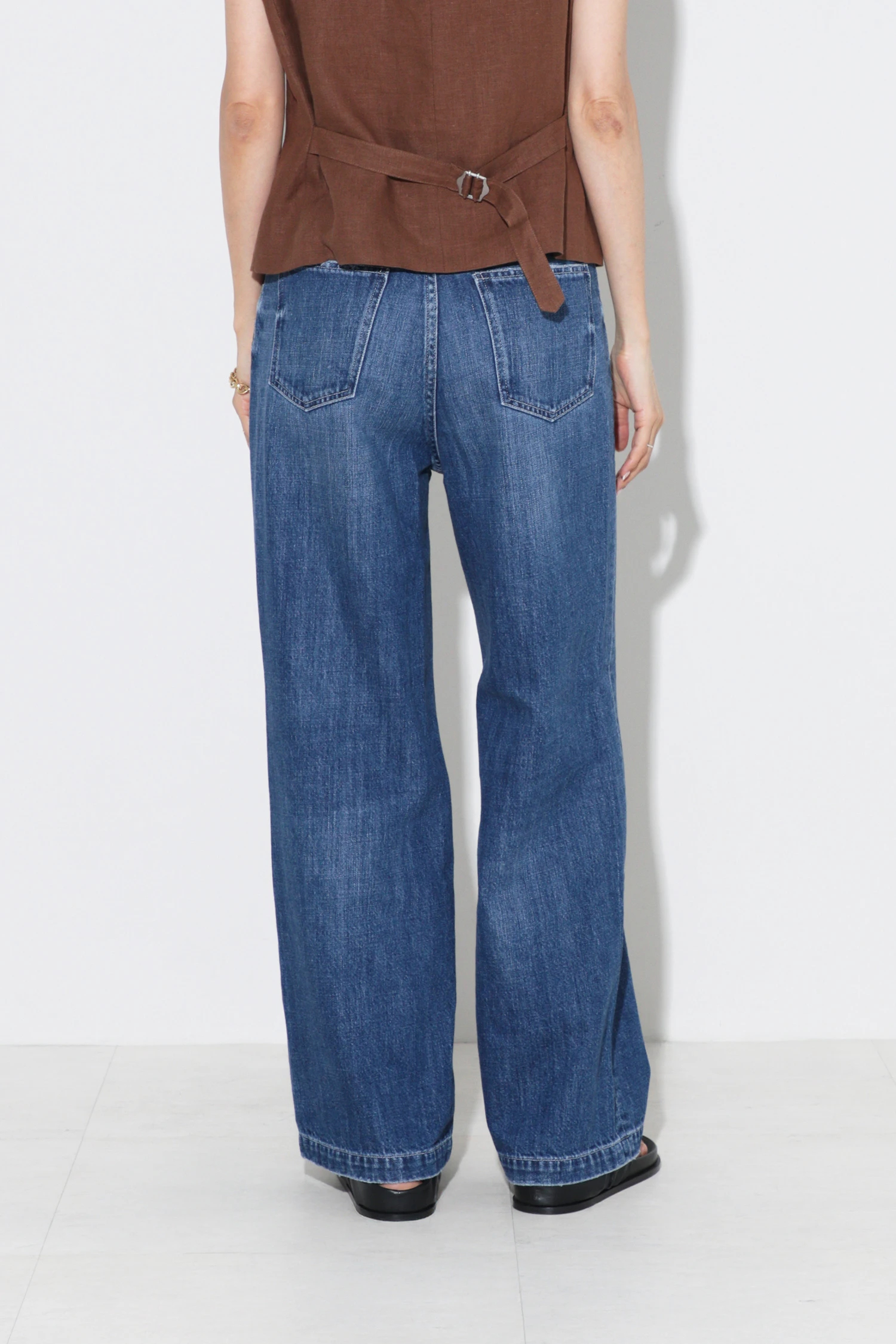 RED CARD TOKYO（レッドカード トーキョー）｜Sloganアイテムの詳細