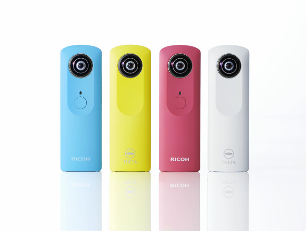 ついに動画に対応--リコー、360度の全天球写真が撮れる「RICOH THETA