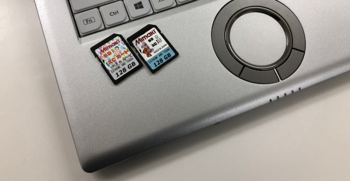 Mimaki製インクジェットプリンタで「SDカード」へプリント | 文具