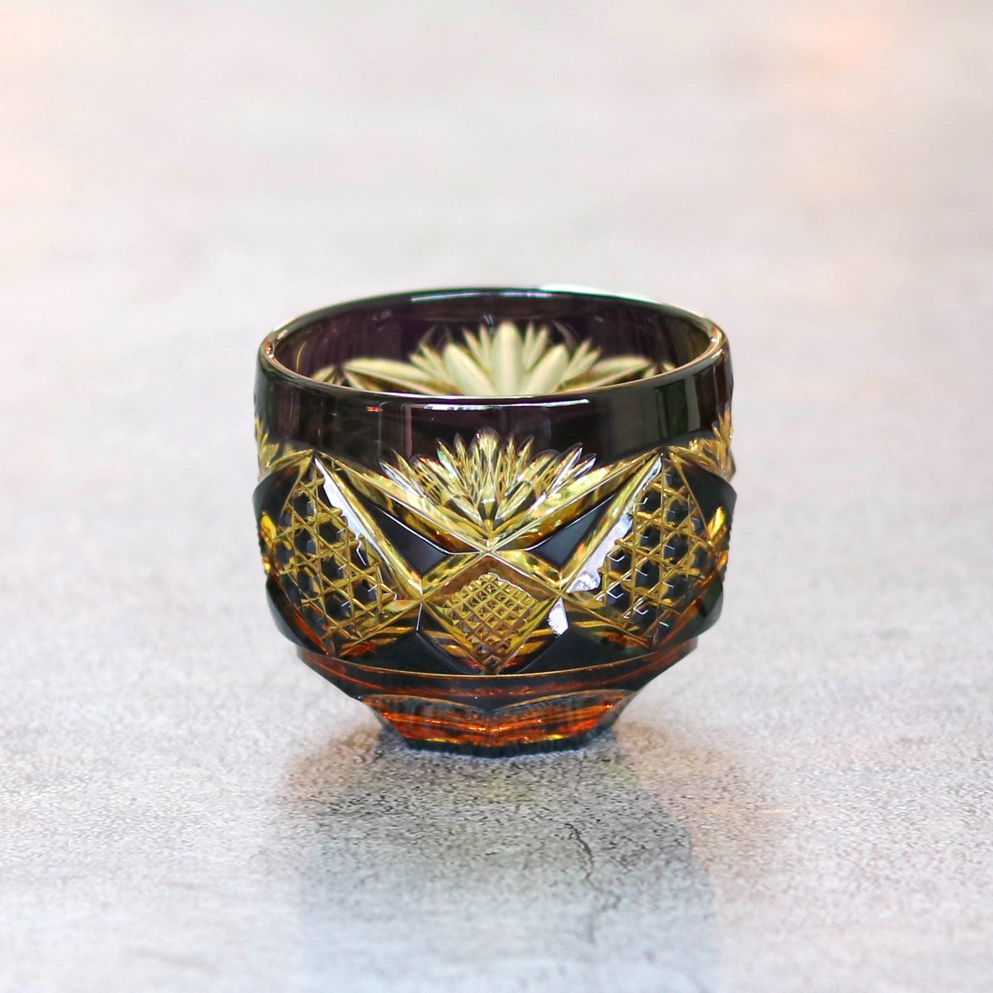 グラスアート黒木｜綾切子・日本を映すガラス工芸｜日本工芸堂