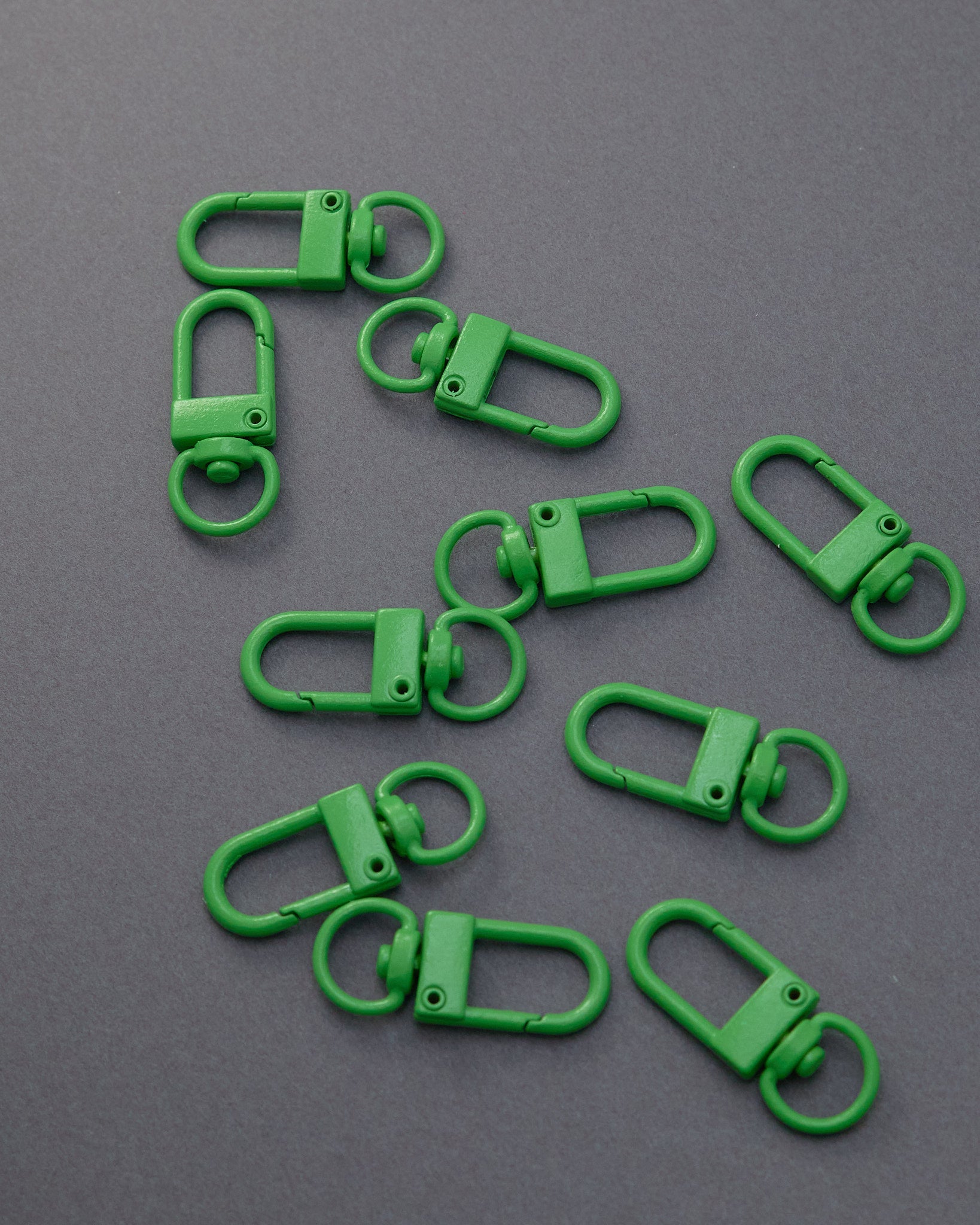 カラースナップフック 約14mm×30mm JPC242 - アクセサリーパーツ・資材