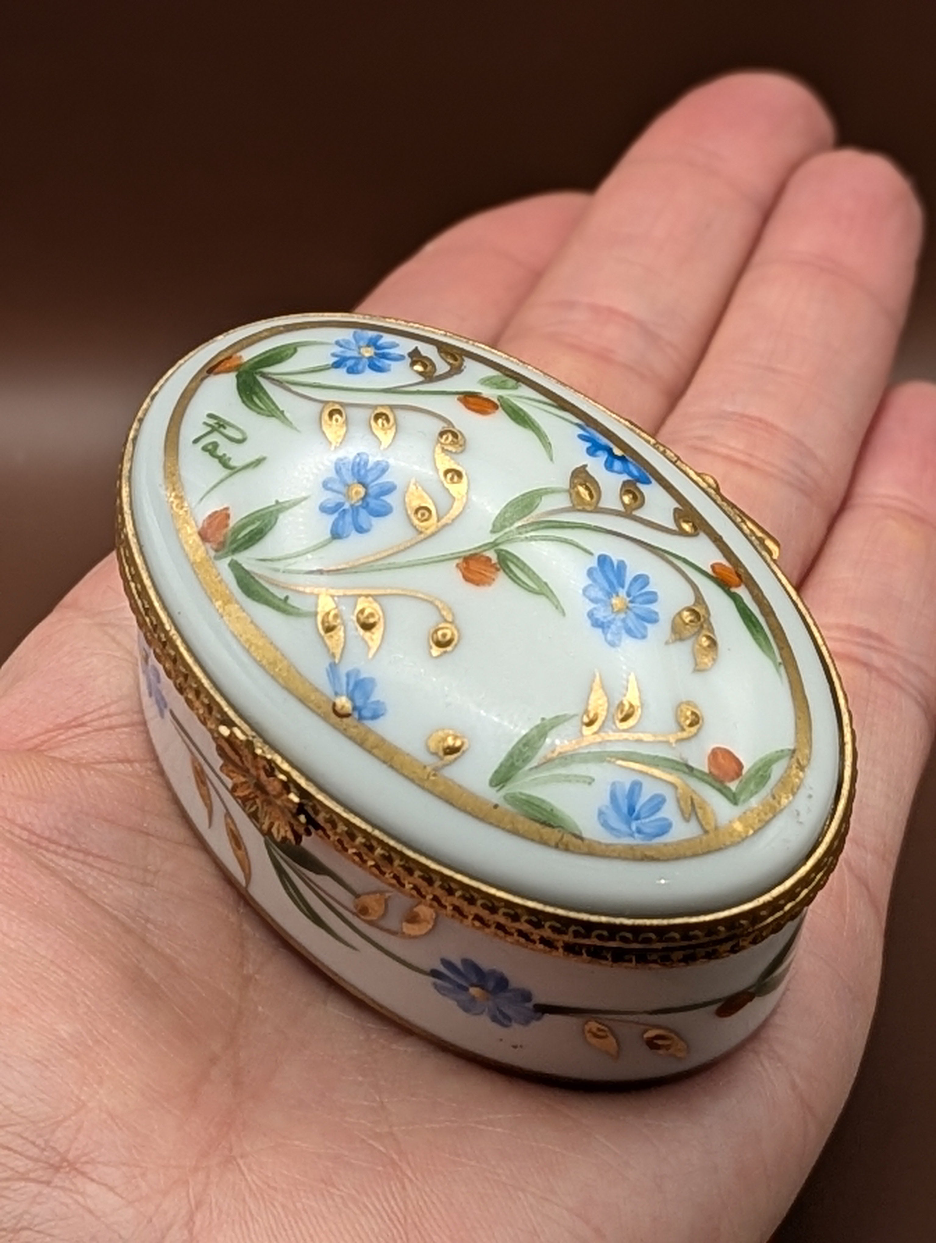 リモージュボックス パリ絵付け | オレンジの実と青い花・金彩