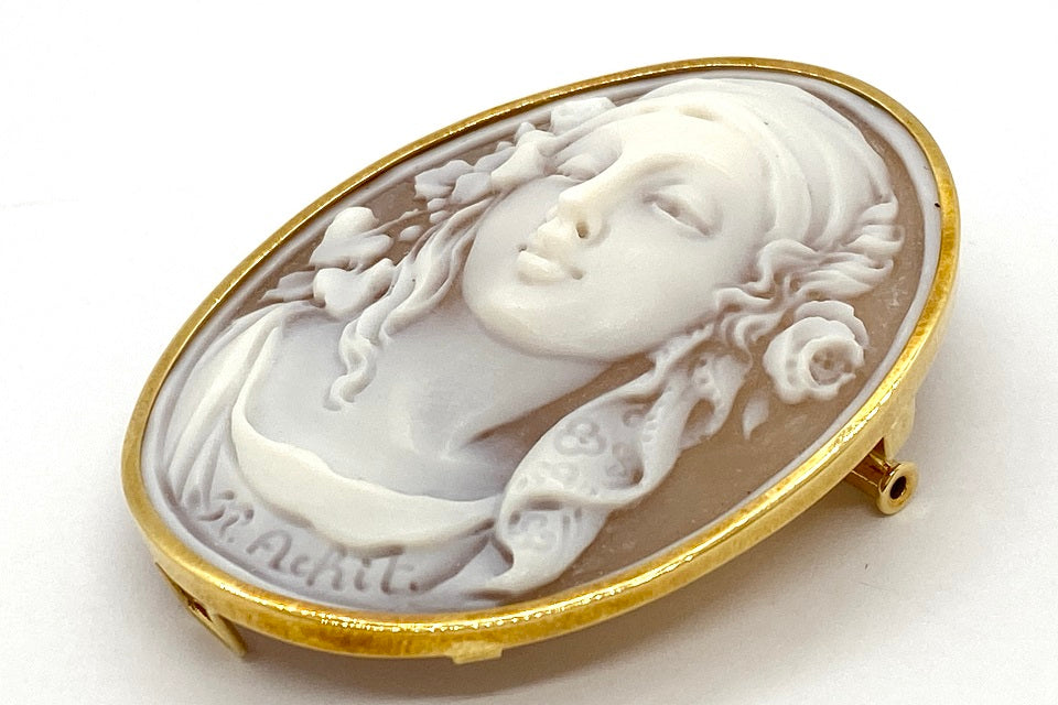 Achito【アキート】K18シェルカメオペントップ兼ブローチ (NO.47376