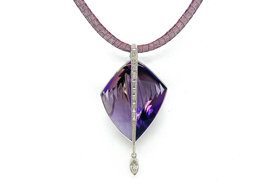 Amethyst K18WGアメシスト ダイヤモンドペントップ兼ブローチ(SV紐